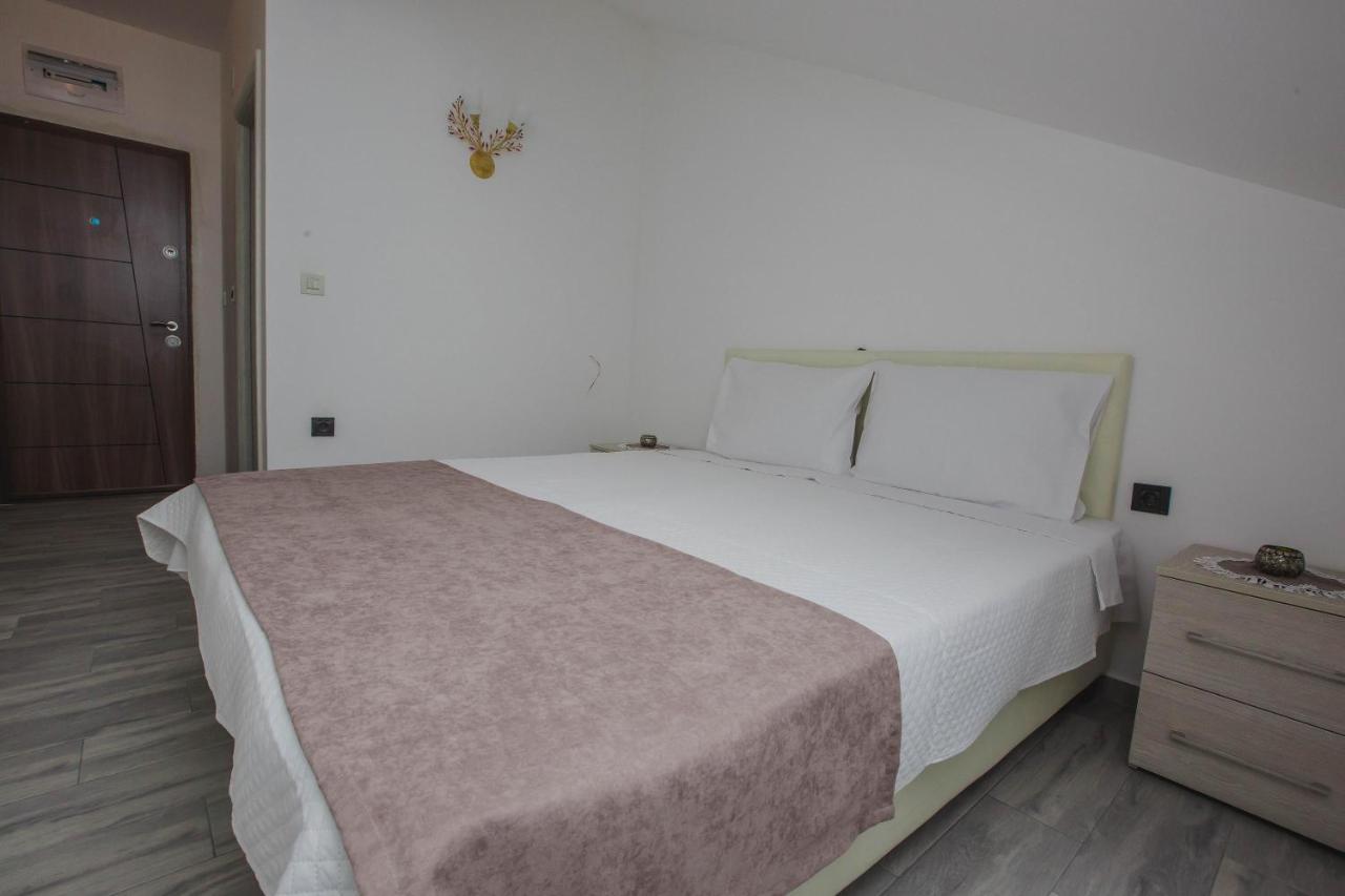 Hotel Dapcevic Cetinje Eksteriør billede