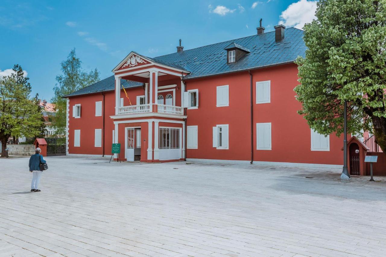 Hotel Dapcevic Cetinje Eksteriør billede